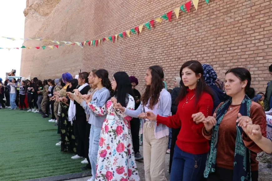 YPJ’ê û Jinên Zenûbiya 4’ê Nîsanê pîroz kir