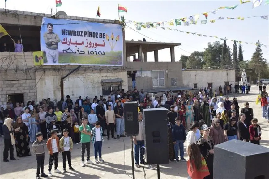 Rojbûna Rêber Apo bi şahiyên girseyî hat pîrozkirin