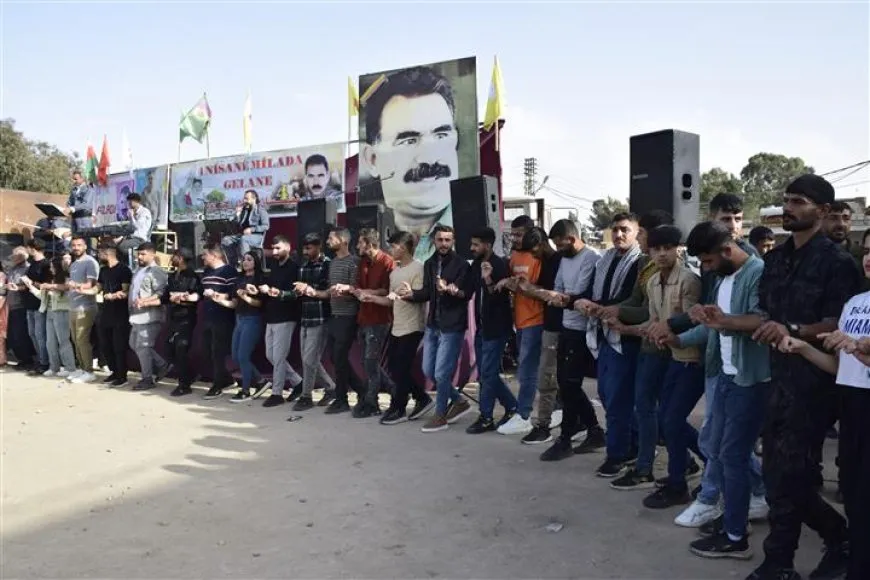 Rojbûna Rêber Apo bi şahiyên girseyî hat pîrozkirin