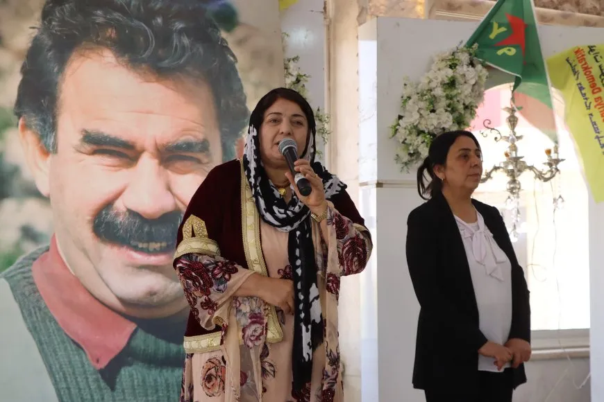 Rojbûna Rêber Apo bi şahiyên girseyî hat pîrozkirin