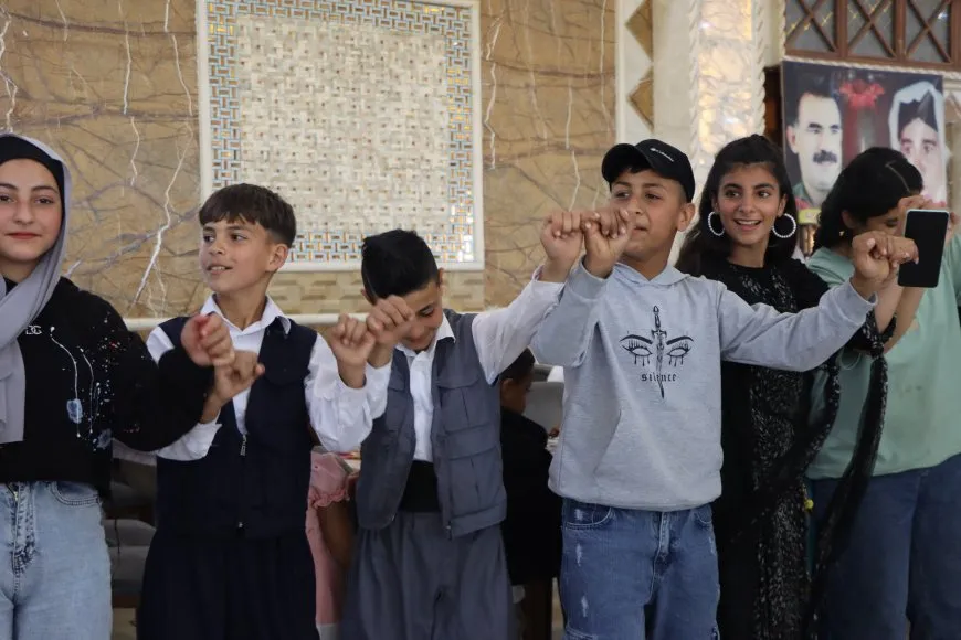 Rojbûna Rêber Apo bi şahiyên girseyî hat pîrozkirin