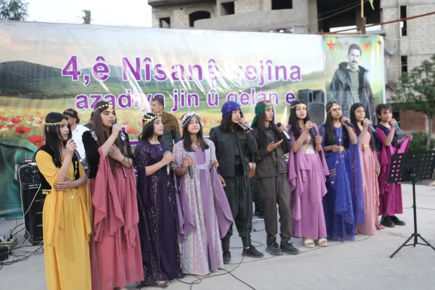 Bi boneya rojbûna Rêber Apo pîrozbahiyên dîrokî hatin lidarxistin