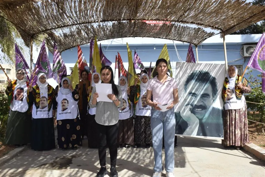Bi boneya rojbûna Rêber Apo pîrozbahiyên dîrokî hatin lidarxistin