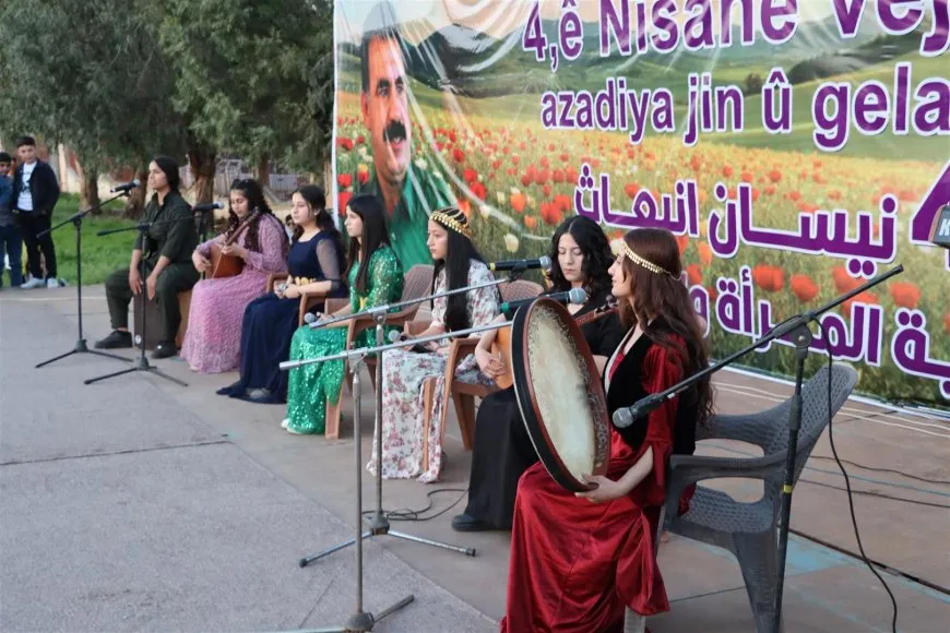 Bi boneya rojbûna Rêber Apo pîrozbahiyên dîrokî hatin lidarxistin