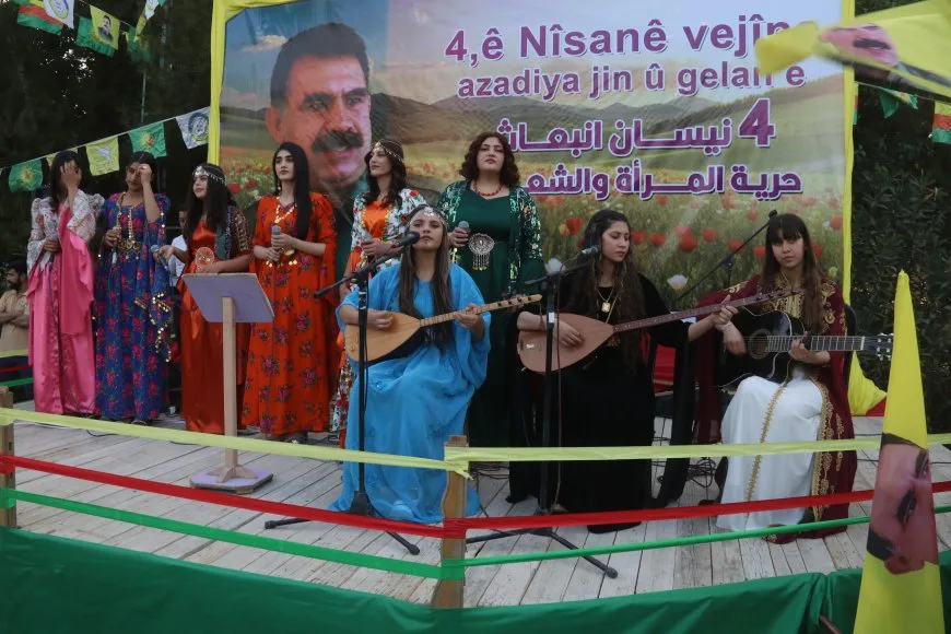 Bi boneya rojbûna Rêber Apo pîrozbahiyên dîrokî hatin lidarxistin
