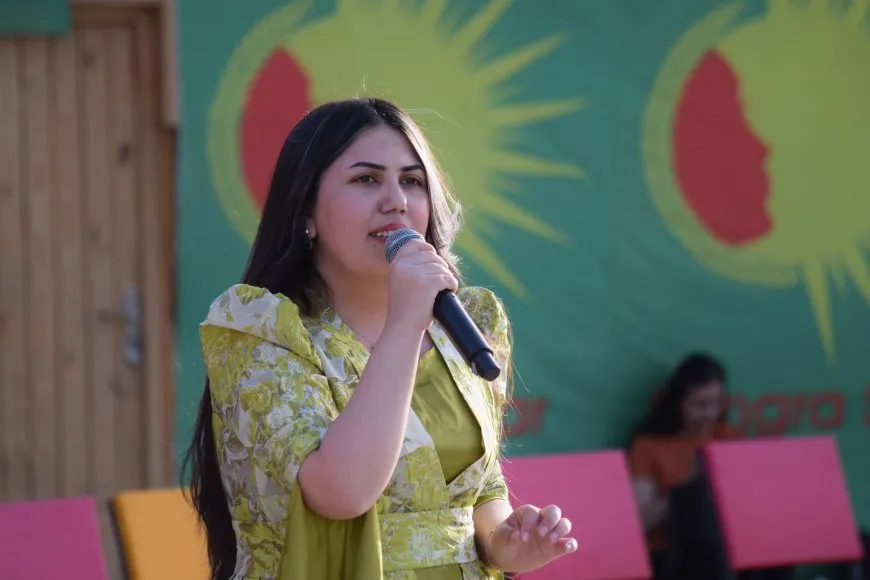 Bi boneya rojbûna Rêber Apo pîrozbahiyên dîrokî hatin lidarxistin