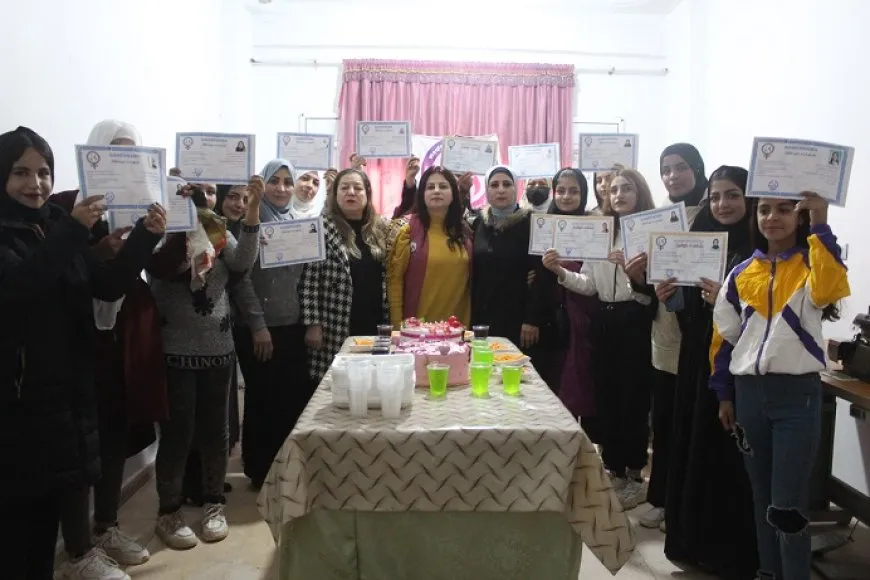 Navenda bihêzkirina jinan; Weqfa Jinên Azad