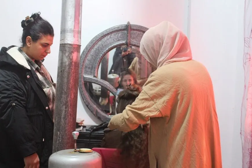 Navenda bihêzkirina jinan; Weqfa Jinên Azad