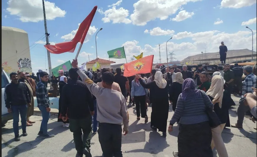 Karwanê ji Firatê gihaşt Bendava Tişrînê