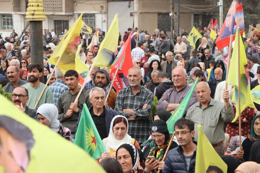 Bi hezaran kesî banga azadiya fîzîkî ya Rêber Abdullah Ocalan kir