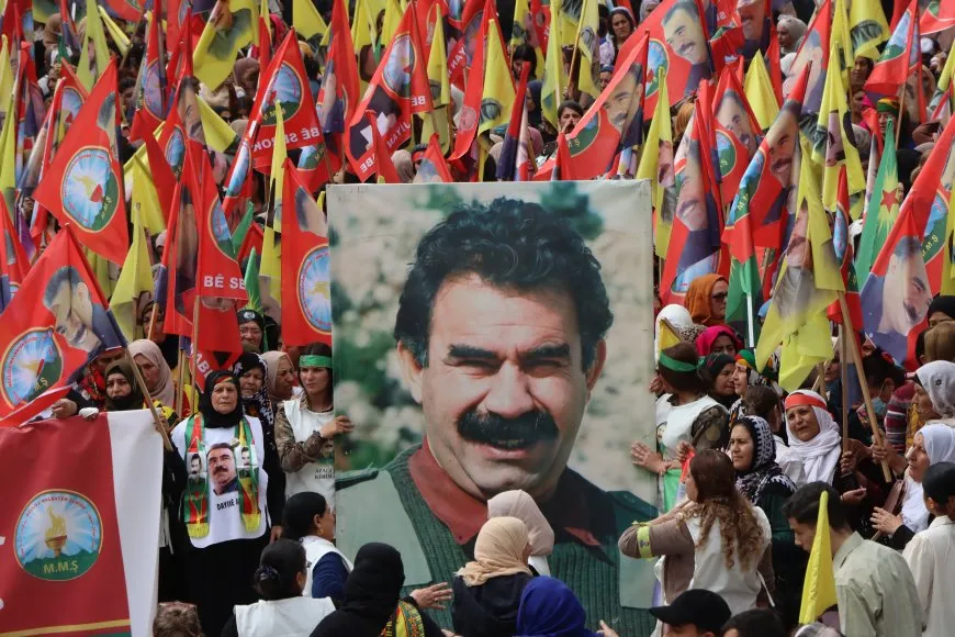 Bi hezaran kesî banga azadiya fîzîkî ya Rêber Abdullah Ocalan kir