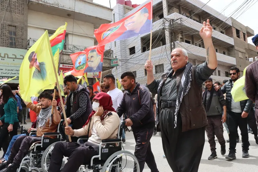 Bi hezaran kesî banga azadiya fîzîkî ya Rêber Abdullah Ocalan kir