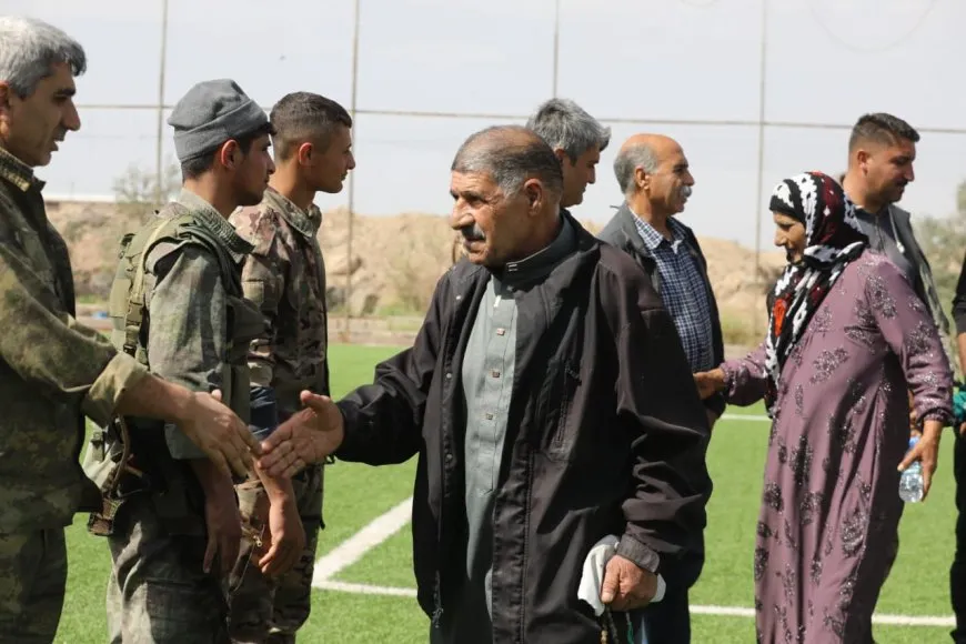 YPG/YPJ'ê şehîdên Tişrîn û Qereqozaqê bi bîr anîn