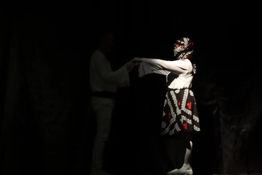 Ji Festîvala Şehîd Yekta Herekol; şanoyên "Bê Belge" û "Ez û tu 9 meh"