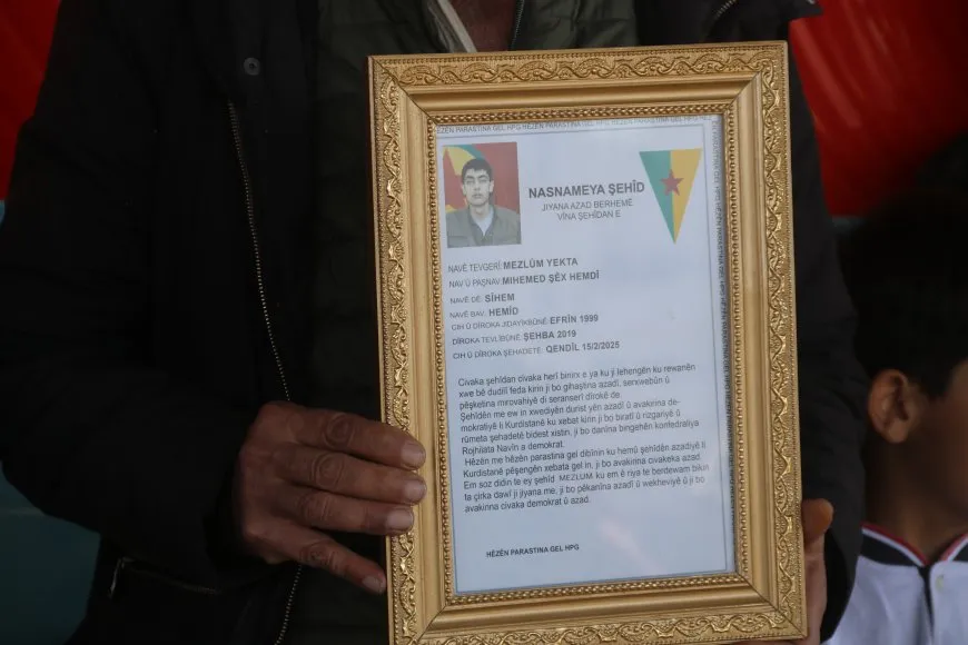 Li Qamişloyê merasîmê 2 şehîdan