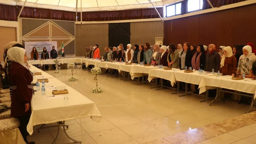 Li Helebê foruma nîqaşkirina mafên jinan di avakirina Sûriyeyeke demokratîk de