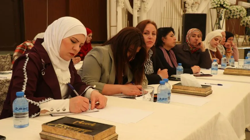 Li Helebê foruma nîqaşkirina mafên jinan di avakirina Sûriyeyeke demokratîk de
