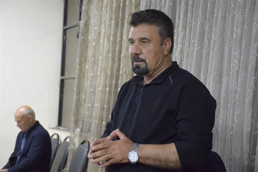 Parêzer û hiqûqnasan "Danezana destûrî" nîqaş kir
