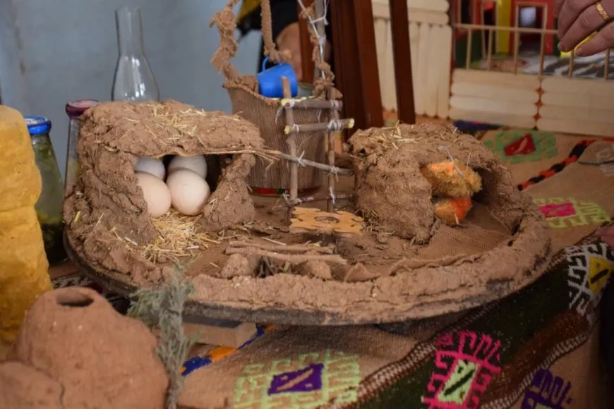 Li Kobanê mamoste û xwendekaran pêşangehek vekir