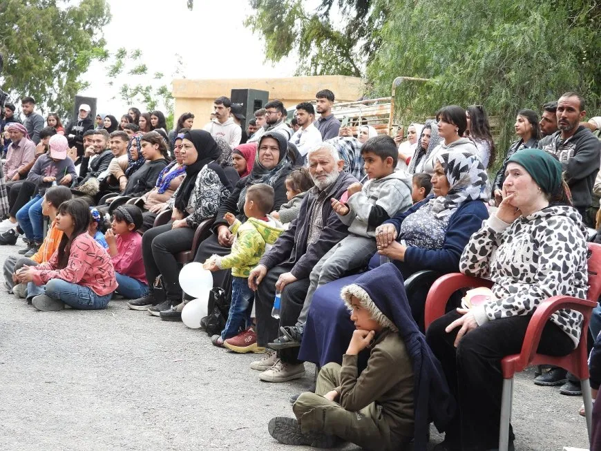 Nivîsgeha Jinan Festîvala 2'yan a Biharê li dar xist