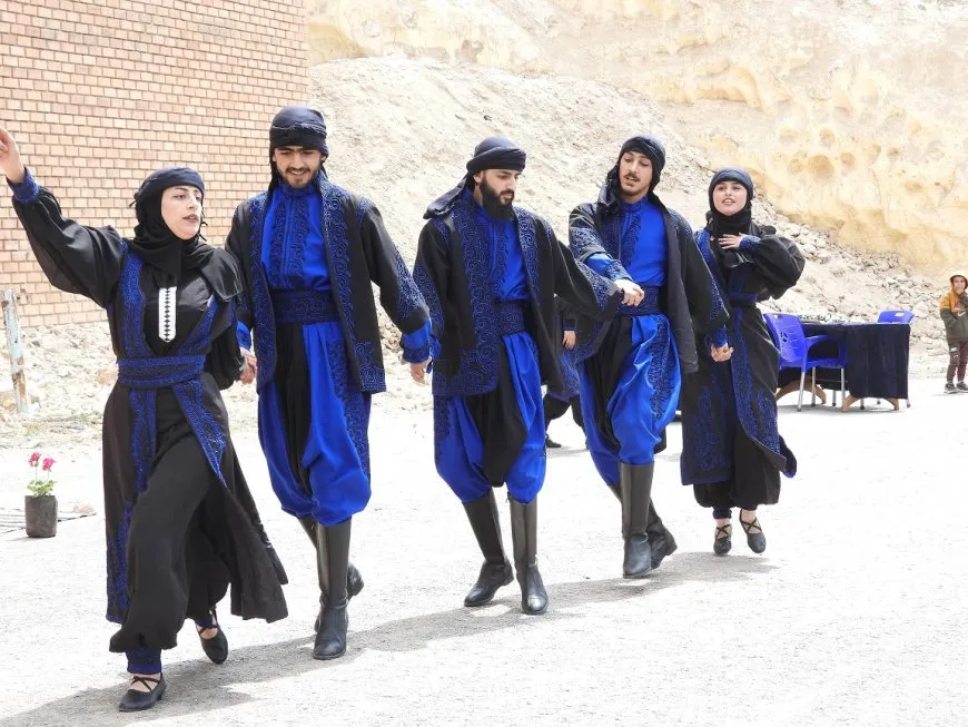 Nivîsgeha Jinan Festîvala 2'yan a Biharê li dar xist
