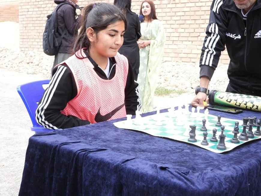 Nivîsgeha Jinan Festîvala 2'yan a Biharê li dar xist