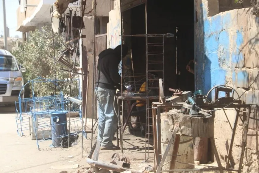 Mîrateyeke herêma Dêrazorê; hesinkariya erebî
