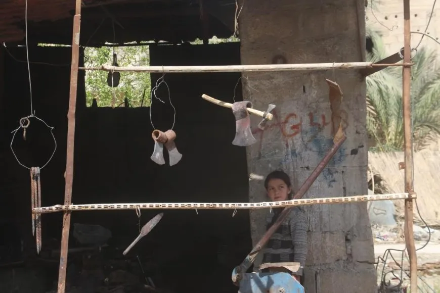 Mîrateyeke herêma Dêrazorê; hesinkariya erebî