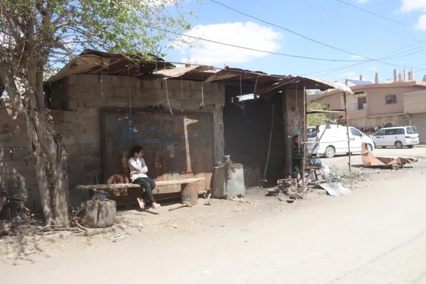 Mîrateyeke herêma Dêrazorê; hesinkariya erebî
