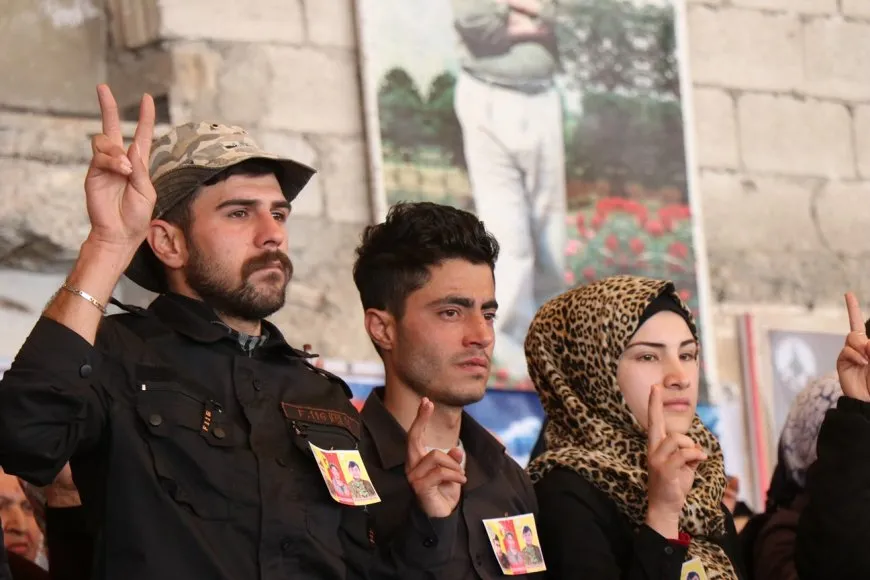 Sersaxî ji malbatên 3 şehîdan re hat xwestin