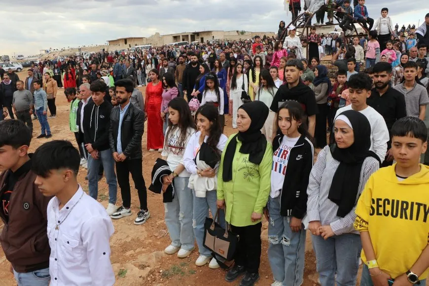 Pêkhateyên Şêxmeqsûd-Eşrefiyê Çarşema Sor pîroz kir