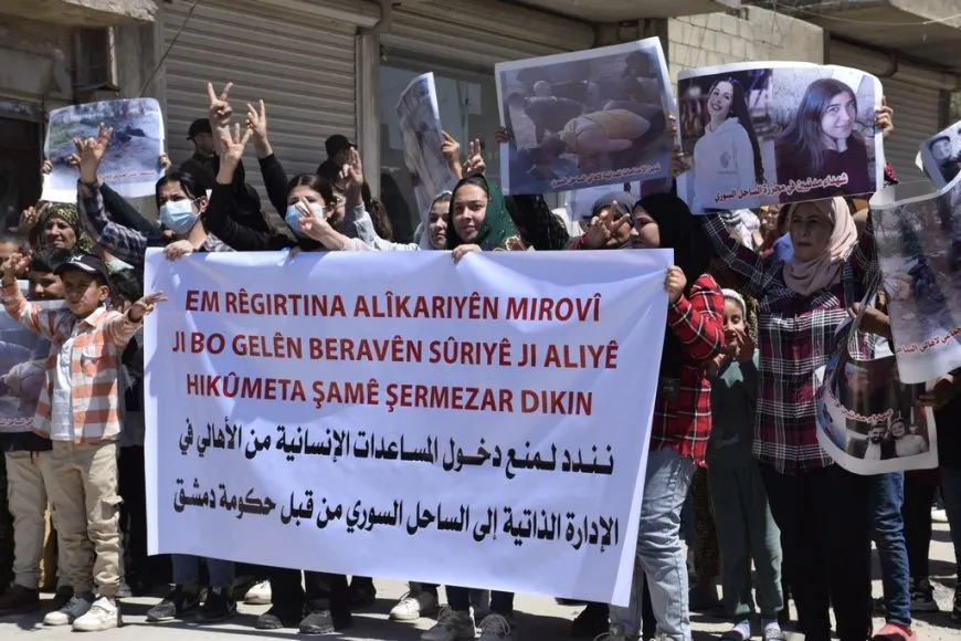 Şêniyên herêmê astengkirina derbasbûna konvoya alîkariyan şermezar kir