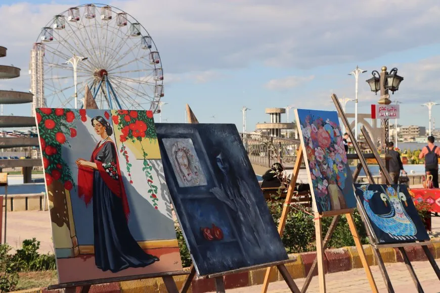 Festîvala Hunera Jinê bi rengîniya jinan dest pê kir