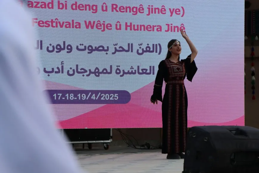 Festîvala Hunera Jinê bi rengîniya jinan dest pê kir