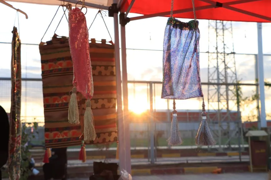 Festîvala Hunera Jinê bi rengîniya jinan dest pê kir