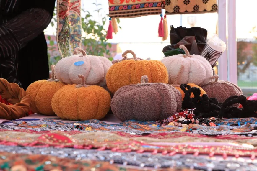 Festîvala Hunera Jinê bi rengîniya jinan dest pê kir