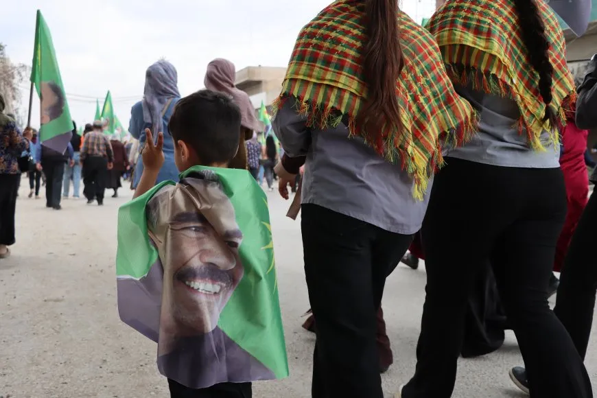 Bi hezaran kes meşiyan: Armanca me ya pêşîn azadiya Rêbertî ye