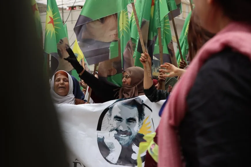 Bi hezaran kes meşiyan: Armanca me ya pêşîn azadiya Rêbertî ye