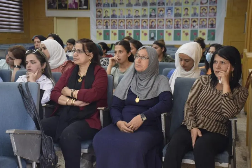 Der barê amadekariyên konferansa jinan de li Dirbêsiyê civîn