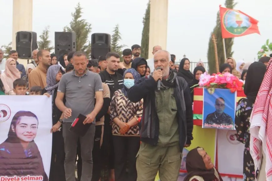 Di merasîma oxirkirina şehîdan de soza dewamkirina têkoşînê