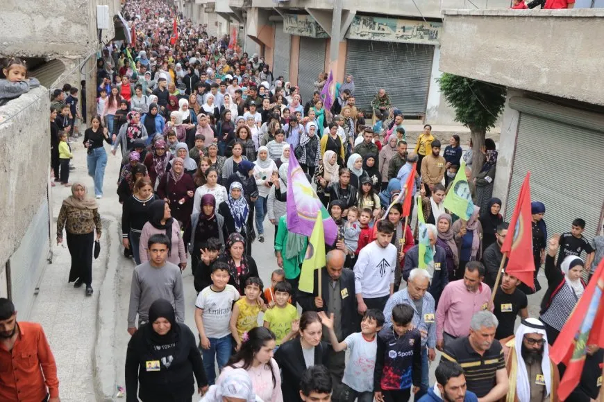 Xelkê Şêxmeqsûdê xatir ji 2 şehîdên xwe xwest