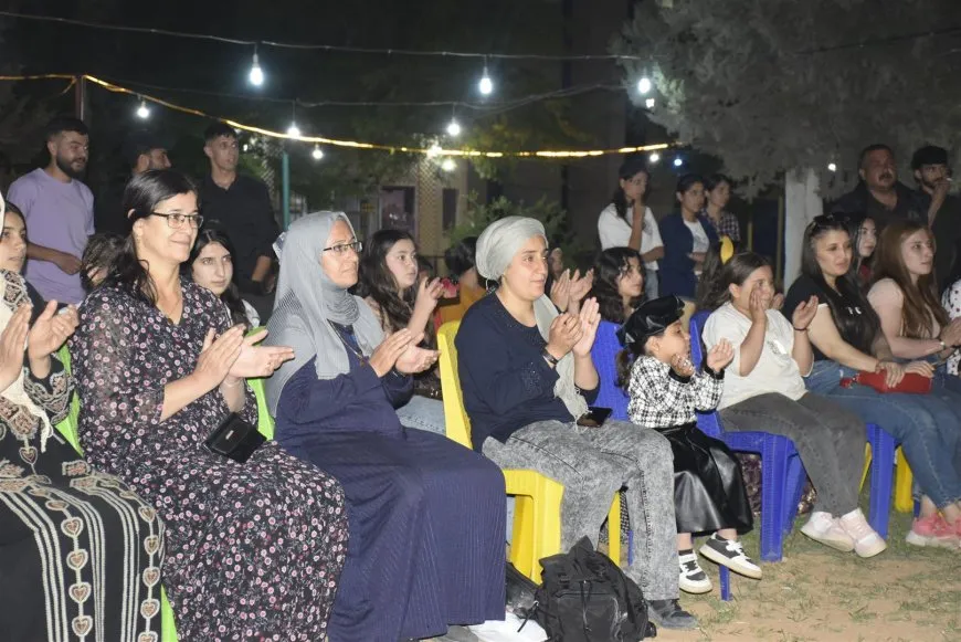Jinên Ciwan li Dirbêsiyê şevbuhêrek organîze kir