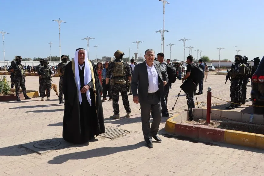 Beşdaran û şandeyan berê xwe dan cihê Konferansa Yekrêziya Kurdî