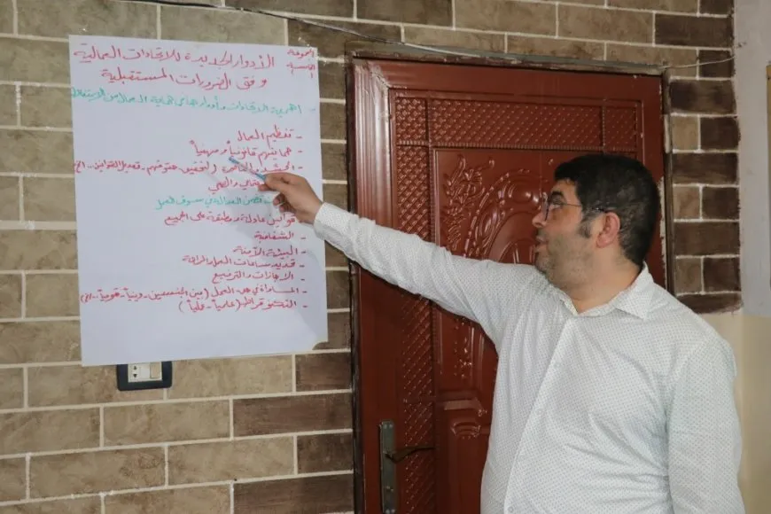 Bi nêzîkbûna Roja Karkeran re li Reqa û Tebqa çalakî