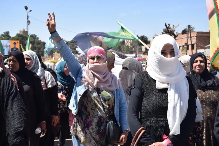 Bi sedan kes ji bo azadiya fîzîkî ya Rêber Abdullah Ocalan daket qadan