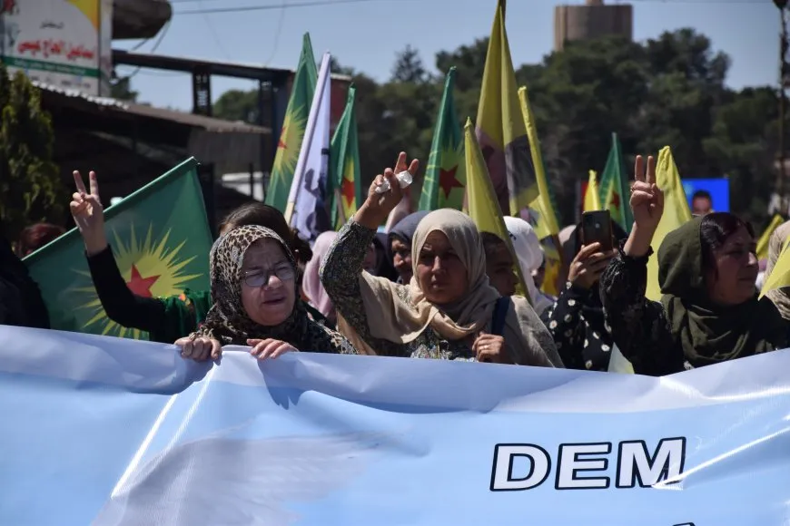 Bi sedan kes ji bo azadiya fîzîkî ya Rêber Abdullah Ocalan daket qadan