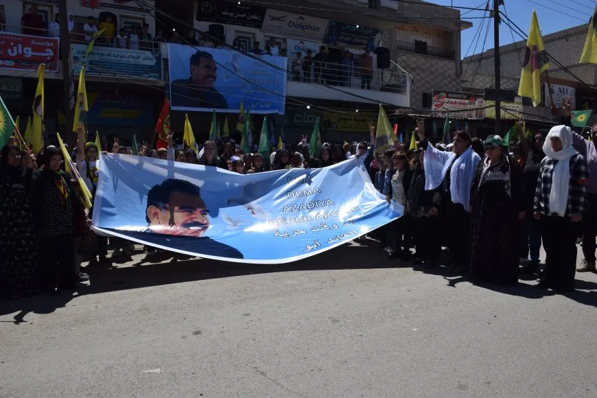 Bi sedan kes ji bo azadiya fîzîkî ya Rêber Abdullah Ocalan daket qadan