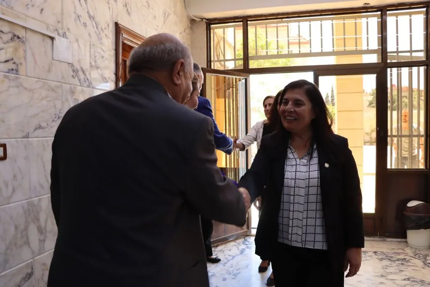 KNK'ê bi partiyên siyasî re girîngiya Konferansa Yekrêziya Kurdî nîqaş kir