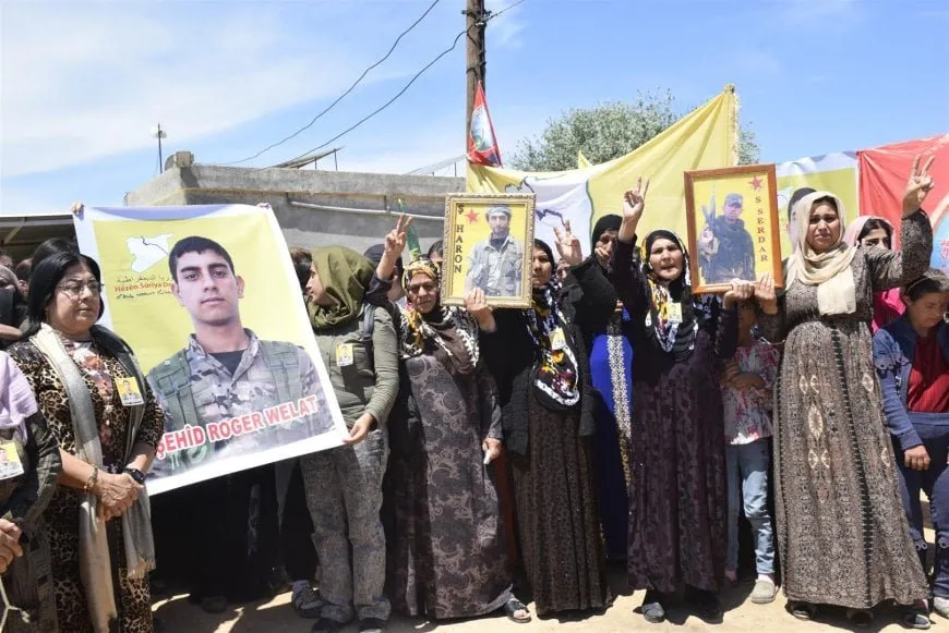 ‛Berxwedana şehîdan rê li ber lidarxistina Konferansa Yekrêziya Kurdî vekir’