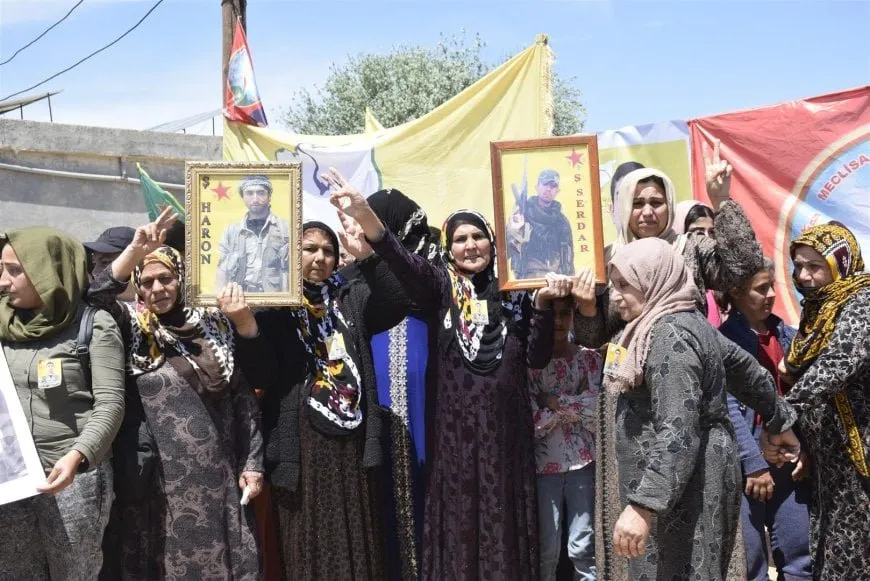 ‛Berxwedana şehîdan rê li ber lidarxistina Konferansa Yekrêziya Kurdî vekir’